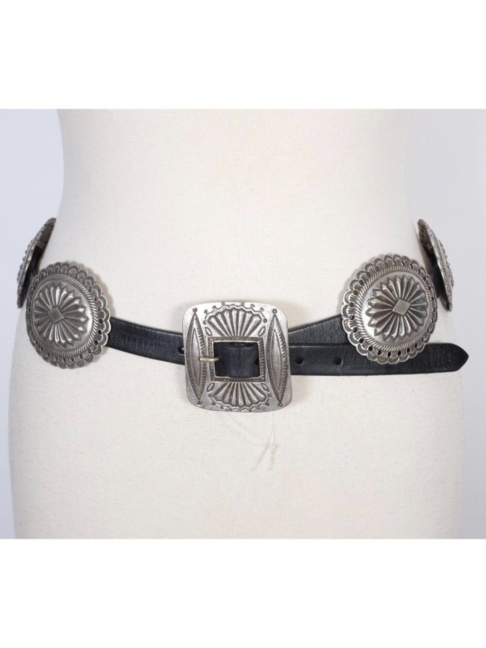 POLO Ralph Lauren Collection Belt sz M Concho black leather silver hammered
